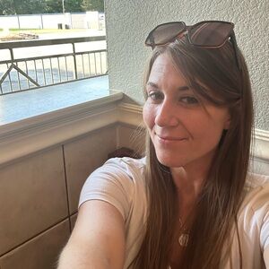 Meet your Posher, Christine